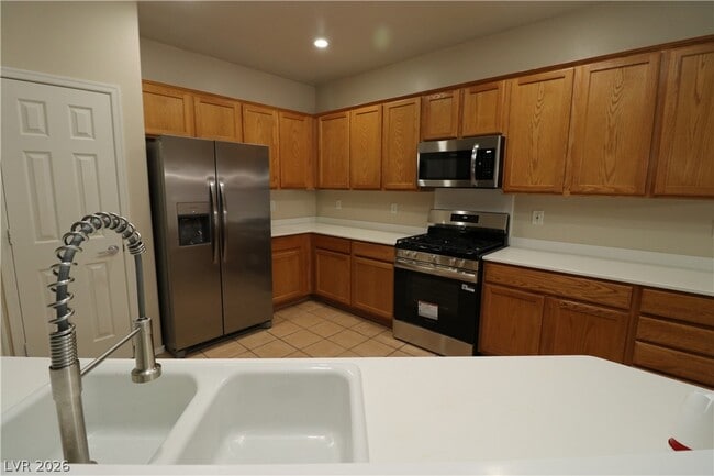 Building Photo - 2169 Shady Side Ct