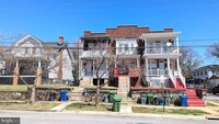 Building Photo - 1105 Walnut Ave