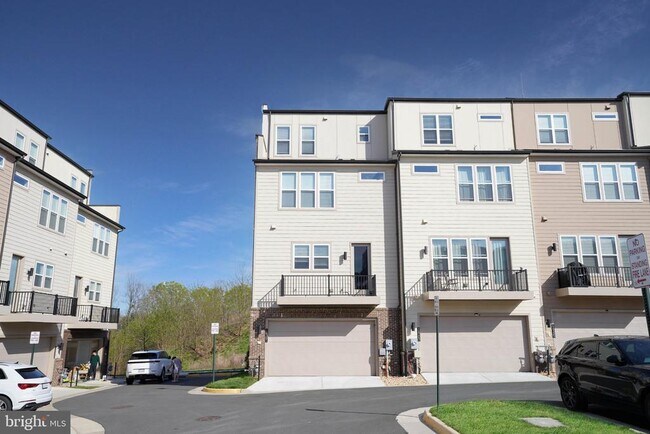 Building Photo - 14301 Beckett Glen Cir