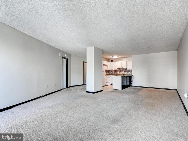 Building Photo - 205 E Joppa Rd