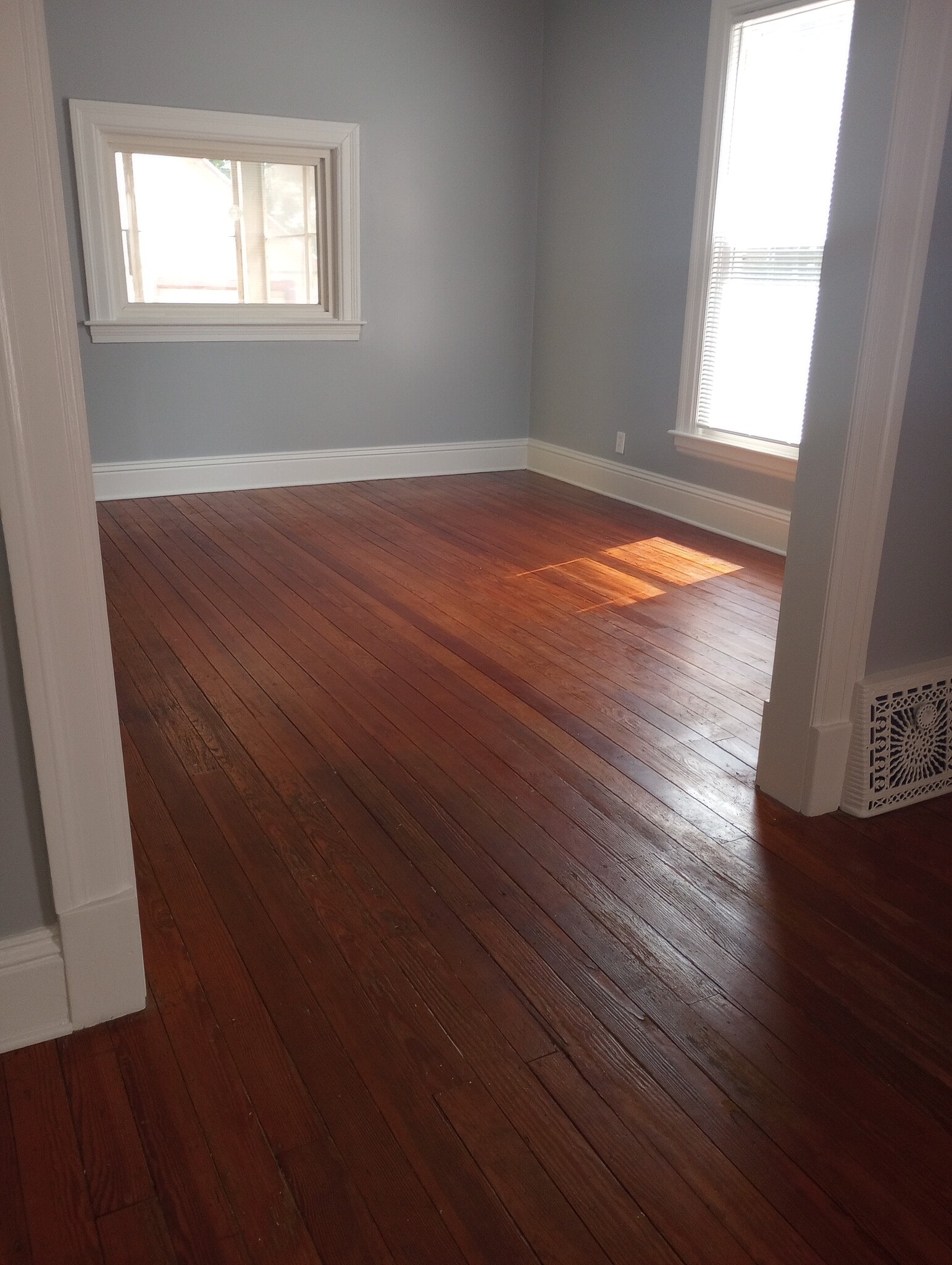 Building Photo - 136 Frelinghuysen Ave
