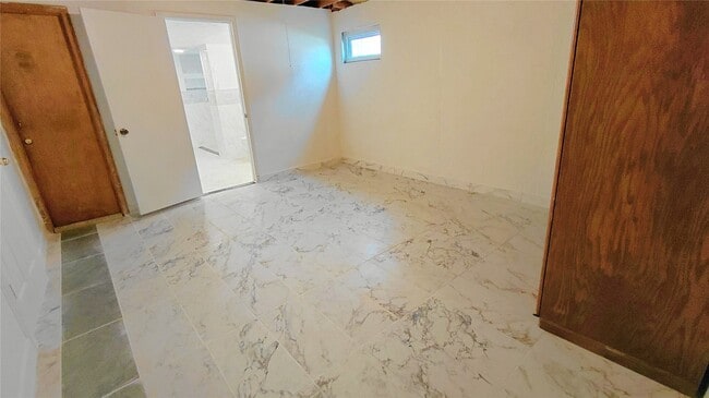 Building Photo - 961 Villa Gran Way