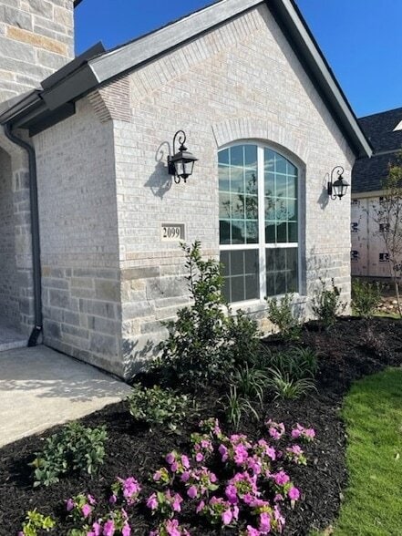Building Photo - 2099 Roquette Dr