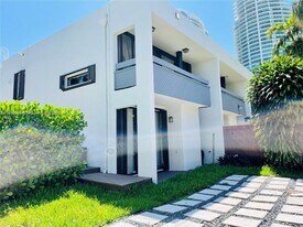 Building Photo - 2180 Brickell Ave