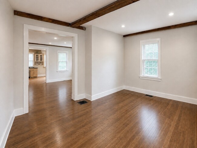 Building Photo - 16 Hazelnut Pl