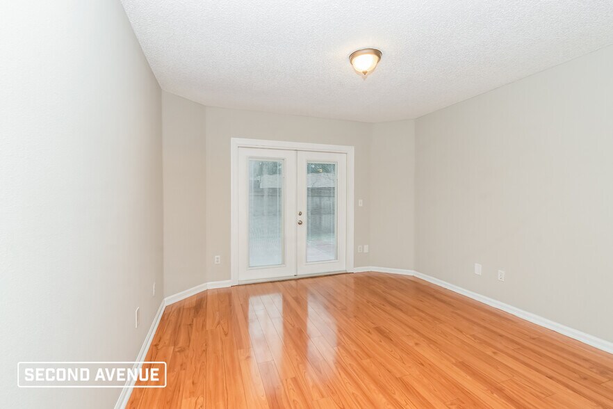 Building Photo - 6128 Key Hollow Ct