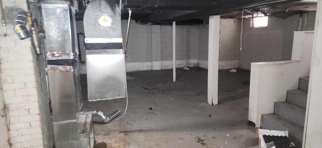 Building Photo - 11776 Rossiter St