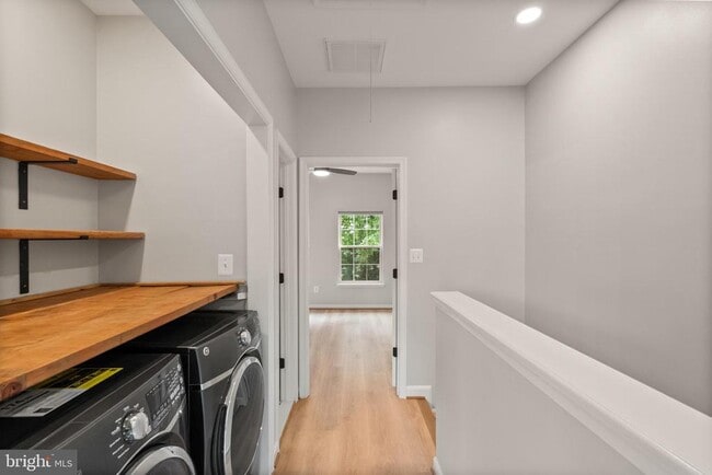 Building Photo - 12527 Heykens Ln