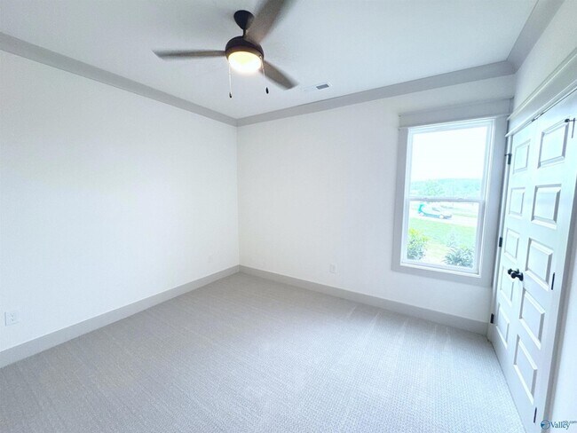Building Photo - 106 Upperline St