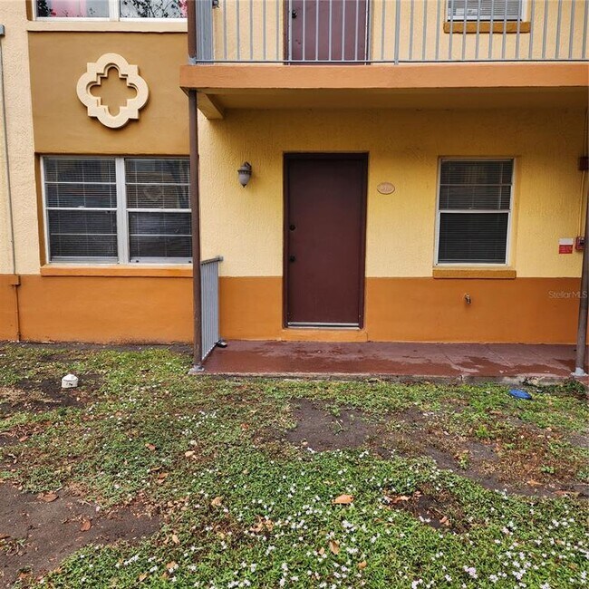 Building Photo - 711 Wyman Ct