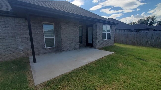 Building Photo - 702 Obsidian Ct