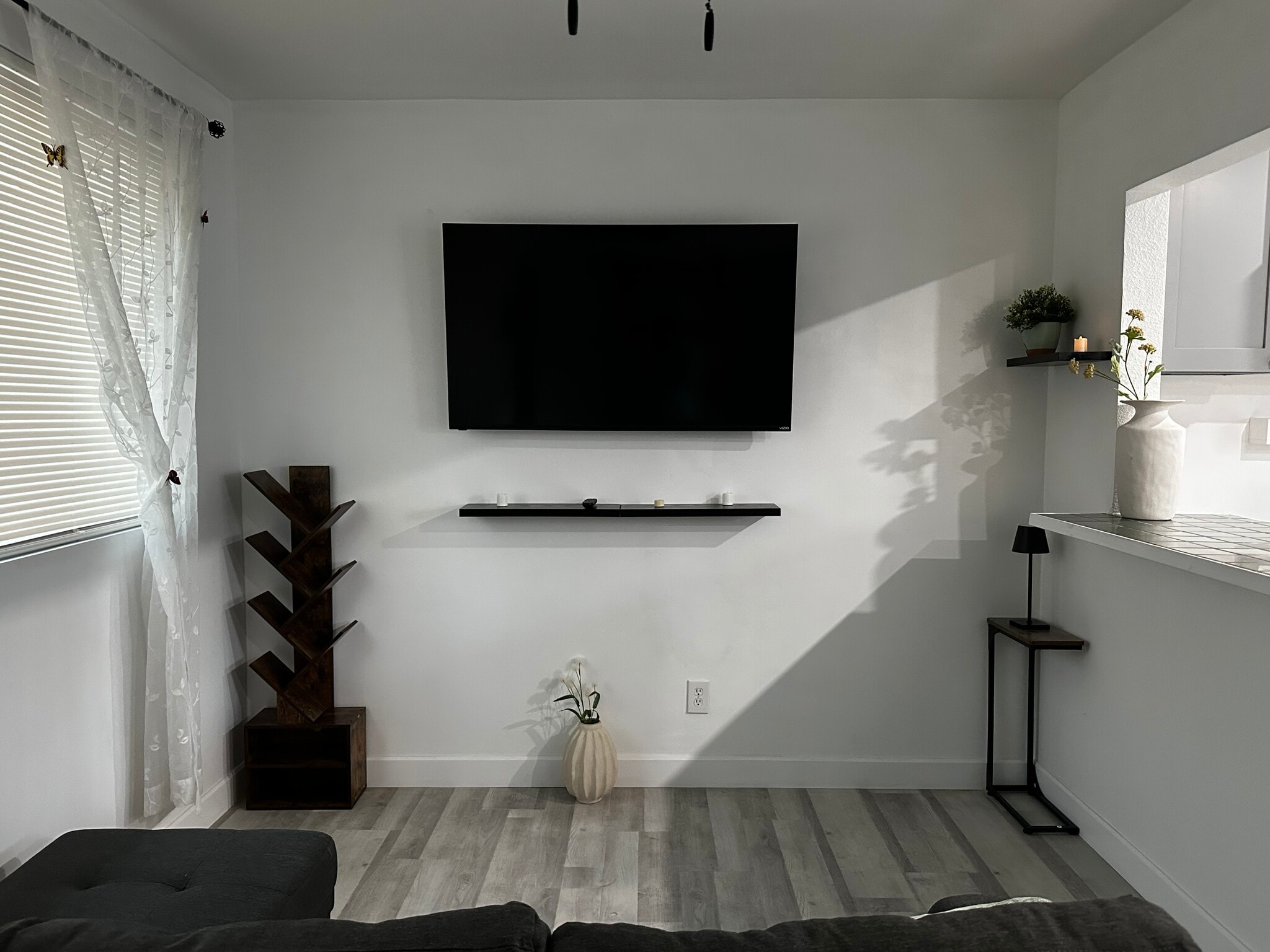 Building Photo - 7115 Somerset Blvd