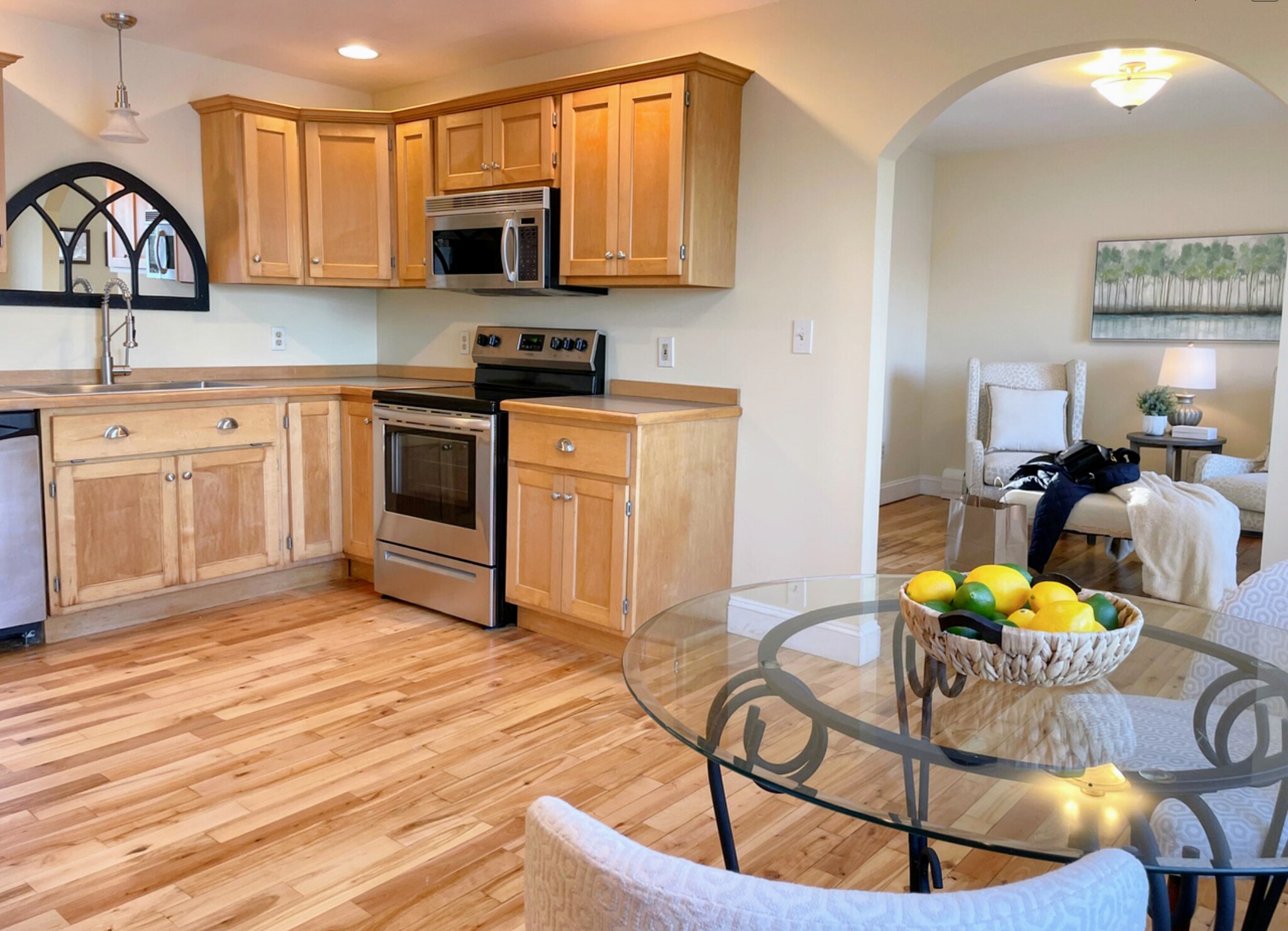 Building Photo - 147 Cleaves St