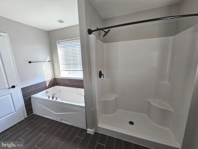 Building Photo - 269 S Marshview Terrace