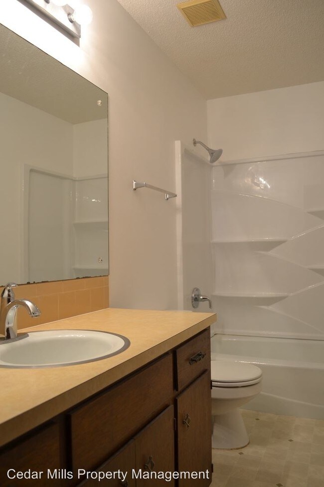 Building Photo - 4 br, 2 bath House - 1459 Northwest Parkway