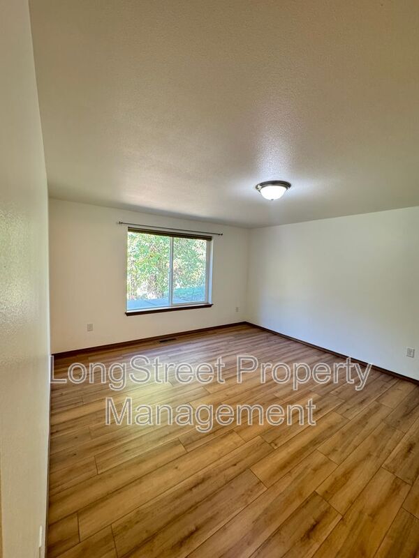 Building Photo - 29173 Blake Dr