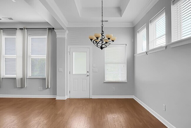Building Photo - 345 Fox Ridge Ln