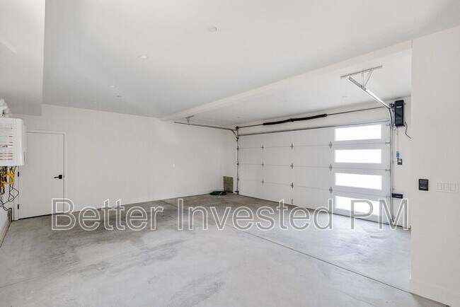 Building Photo - 2012 Eagle Ct