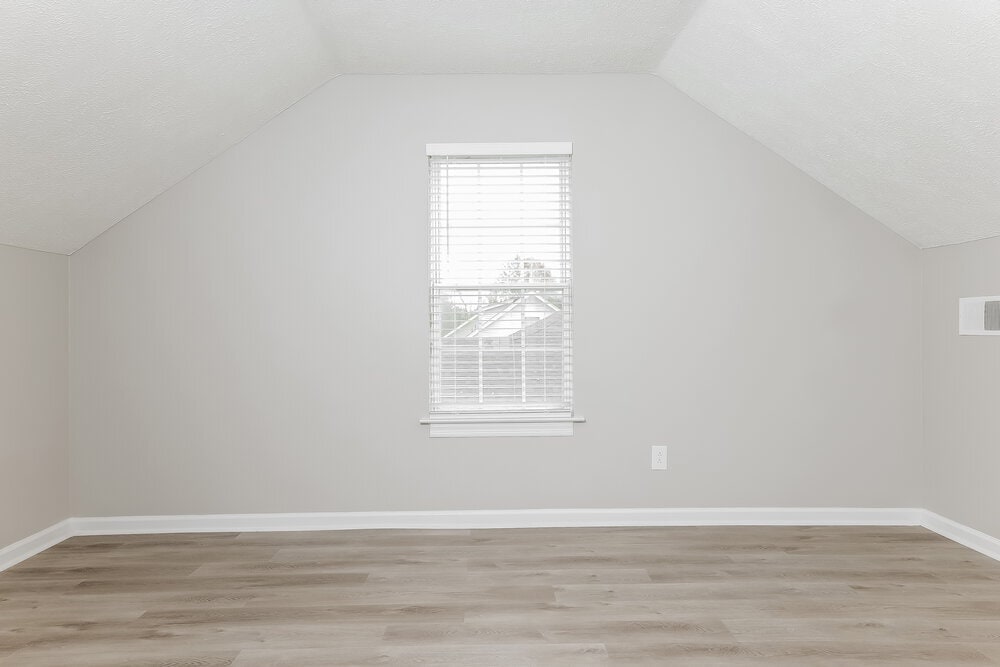 Building Photo - 1774 Lucille Ln