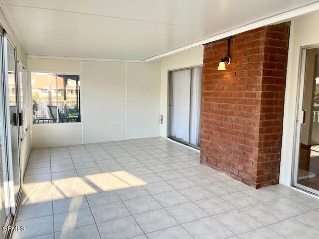 Building Photo - 1675 Edgewater Ln