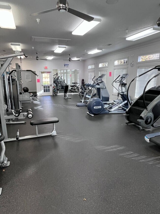 Building Photo - NICE CONDO IN ANTELOPE!!