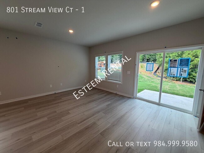 Building Photo - 801 Stream View Ct-1