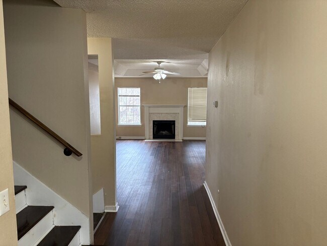 Building Photo - Great Georgetown Home