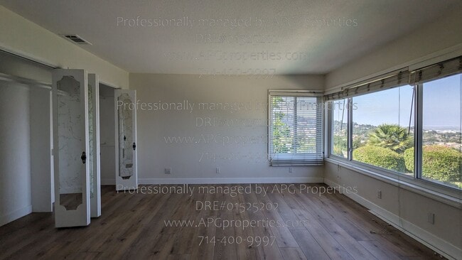 Building Photo - 3246 Dolonita Ave