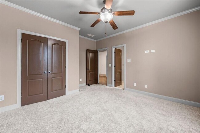 Building Photo - 3574 Druid Walk