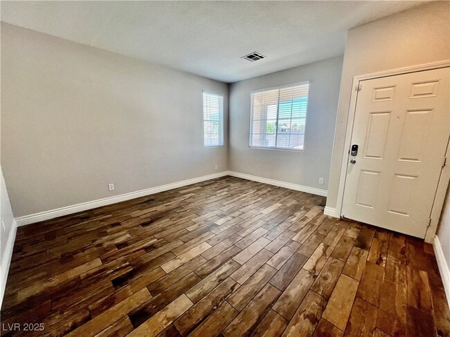 Building Photo - 1219 Willow Village Ave