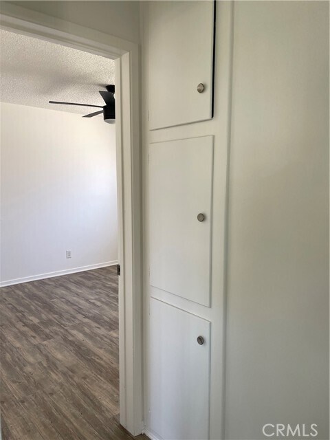 Building Photo - 616 15th St