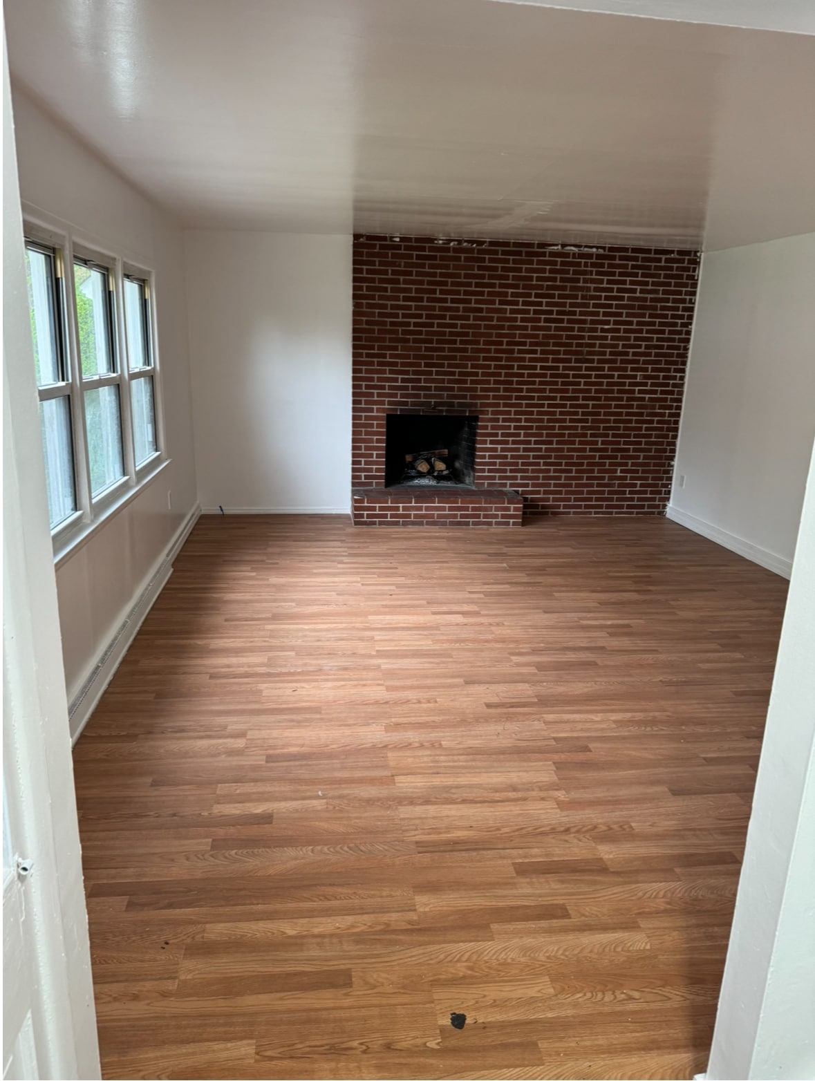 Building Photo - 3 Thomas St