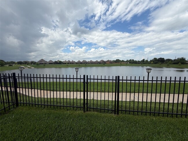 Building Photo - 1234 Willow Plains Ln