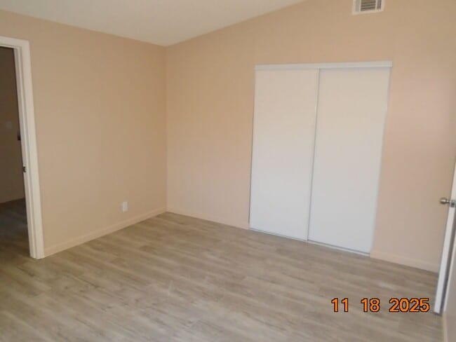 Building Photo - 319 E Nugent St