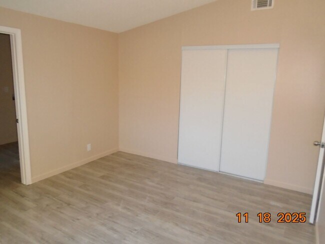 Building Photo - Lovely East Lancaster 3 Bedroom Home