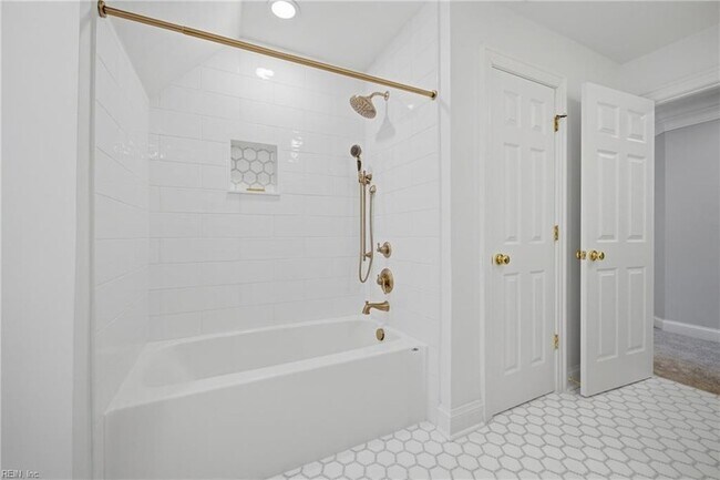 Building Photo - 2320 Perez Way