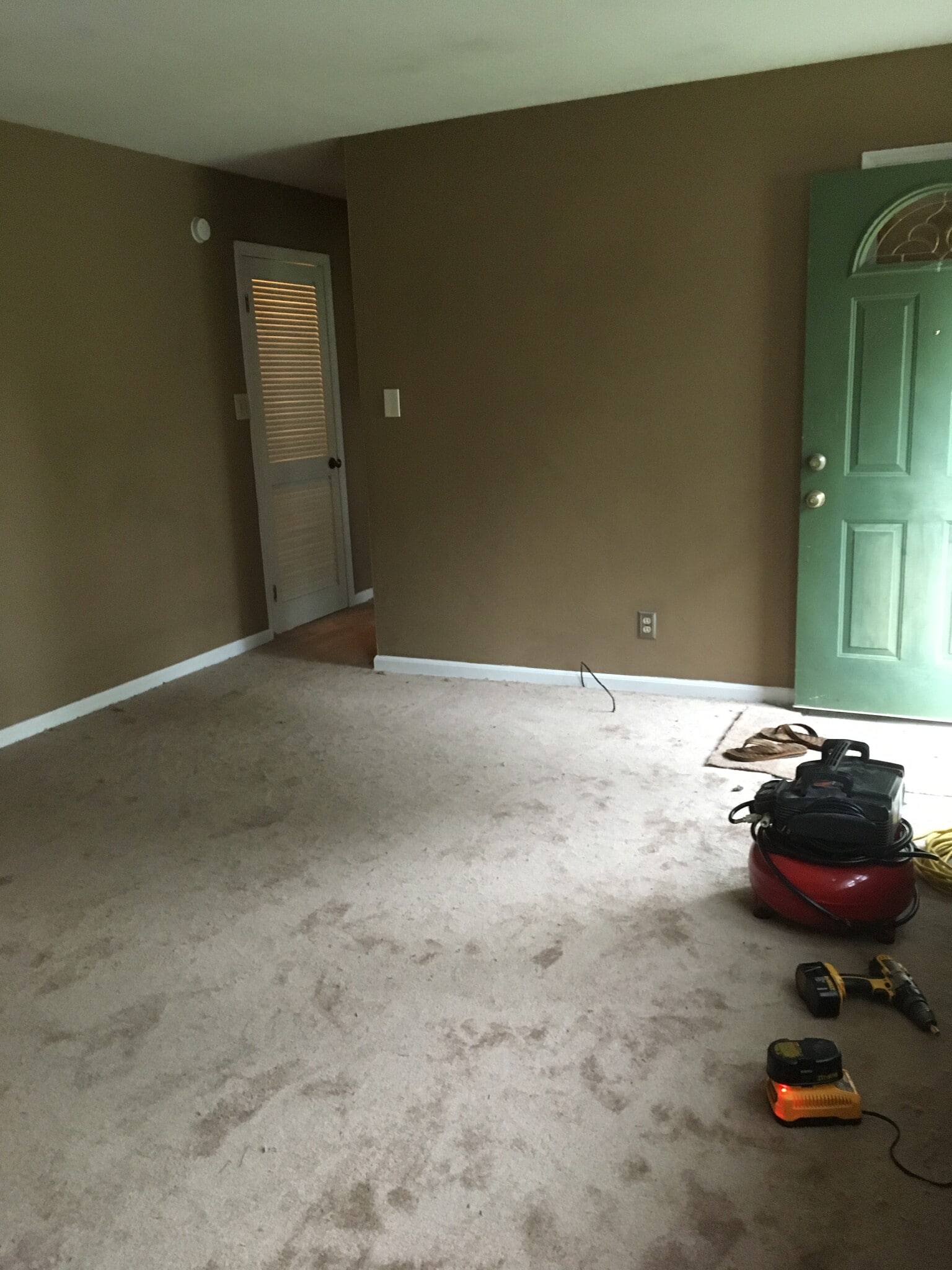 Livingroom - 107 Rockbridge Rd