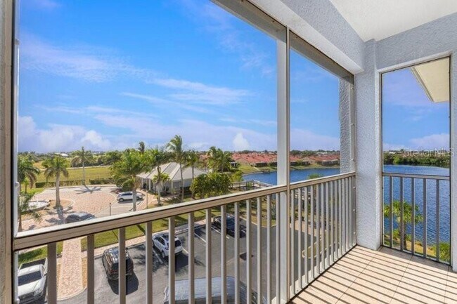 Building Photo - 2001 Bal Harbor Blvd