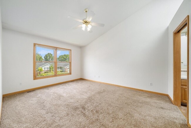Building Photo - 2913 Ninebark Dr