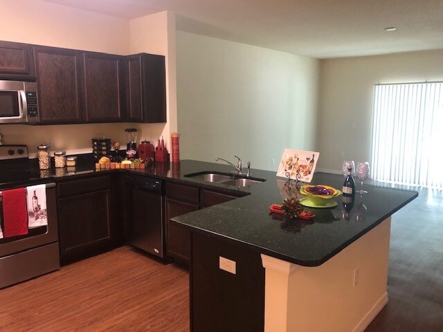 Building Photo - 455 Belle Montclair Loop