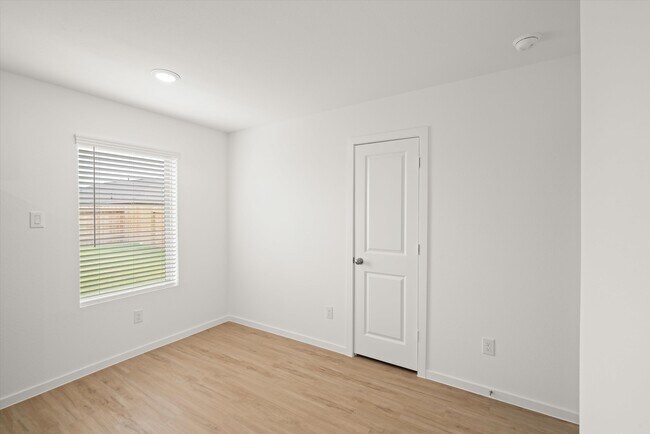 Building Photo - 1522 Windrose Bnd