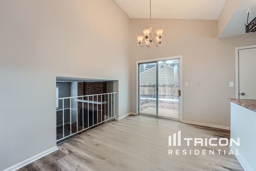 Building Photo - 5354 S Telluride Way
