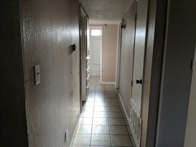 Building Photo - 1533 Jackellen Ln