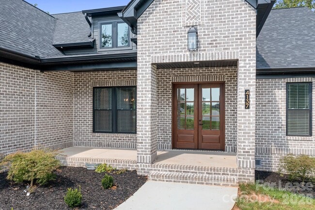 Building Photo - 4137 Blair Rd