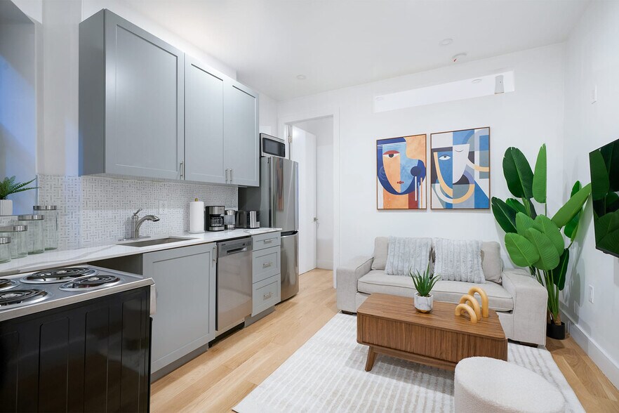 Building Photo - 1290 1st Ave