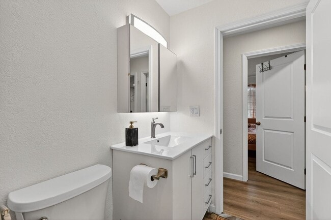 Building Photo - 4226 Comet Cir