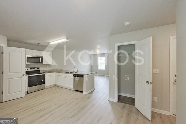 Building Photo - 207 Hawthorn Trail