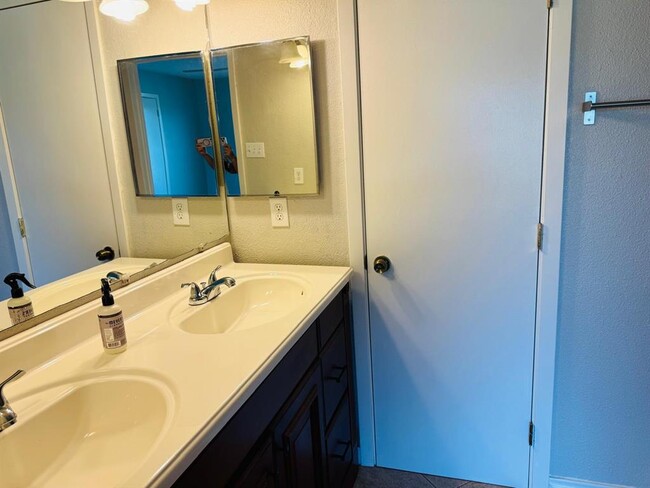 Building Photo - 2018 W Rundberg Ln