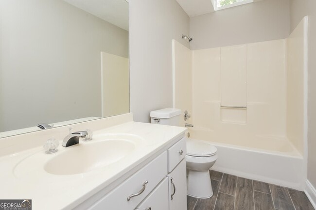 Building Photo - 1255 Taramore Dr