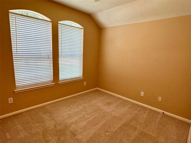 Building Photo - 11323 Sandermeyer Dr